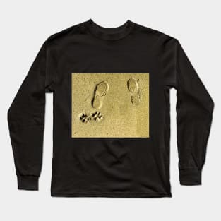 Footprints in the sand Long Sleeve T-Shirt